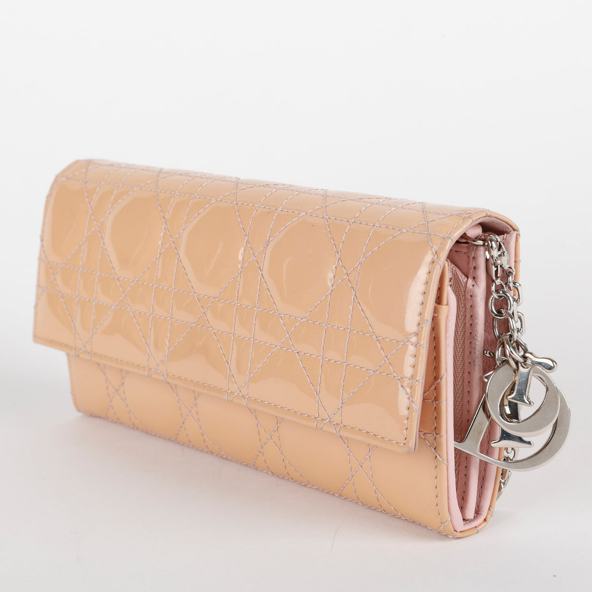 Wallet on Chain, Nude Patent