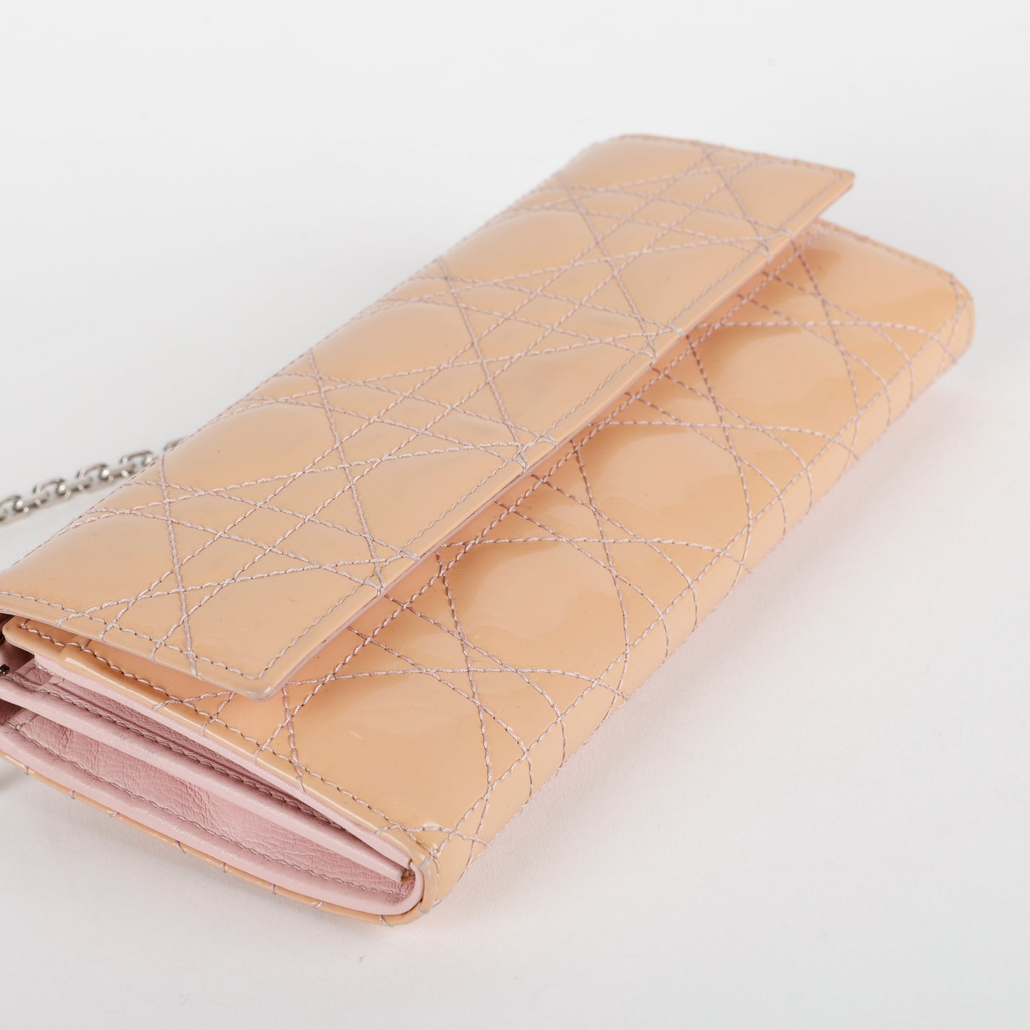 Wallet on Chain, Nude Patent