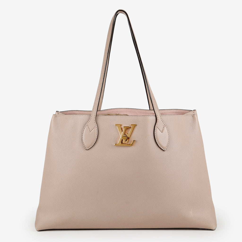 LockMe Shopper, Greige Grained Calfskin