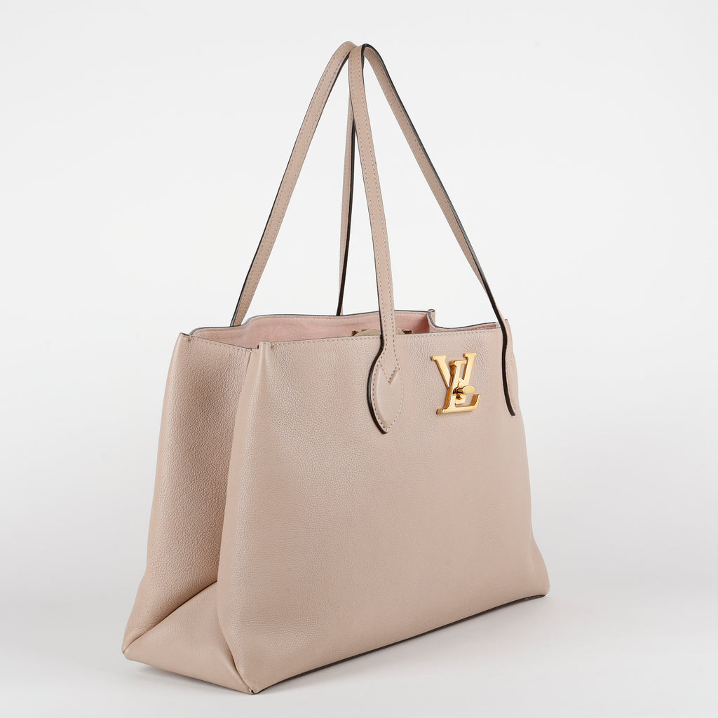 LockMe Shopper, Greige Grained Calfskin