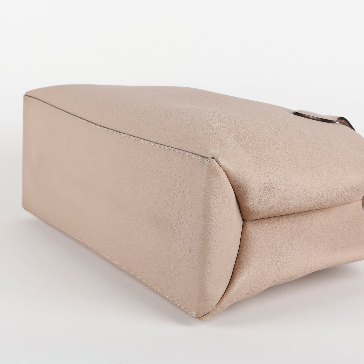 LockMe Shopper, Greige Grained Calfskin
