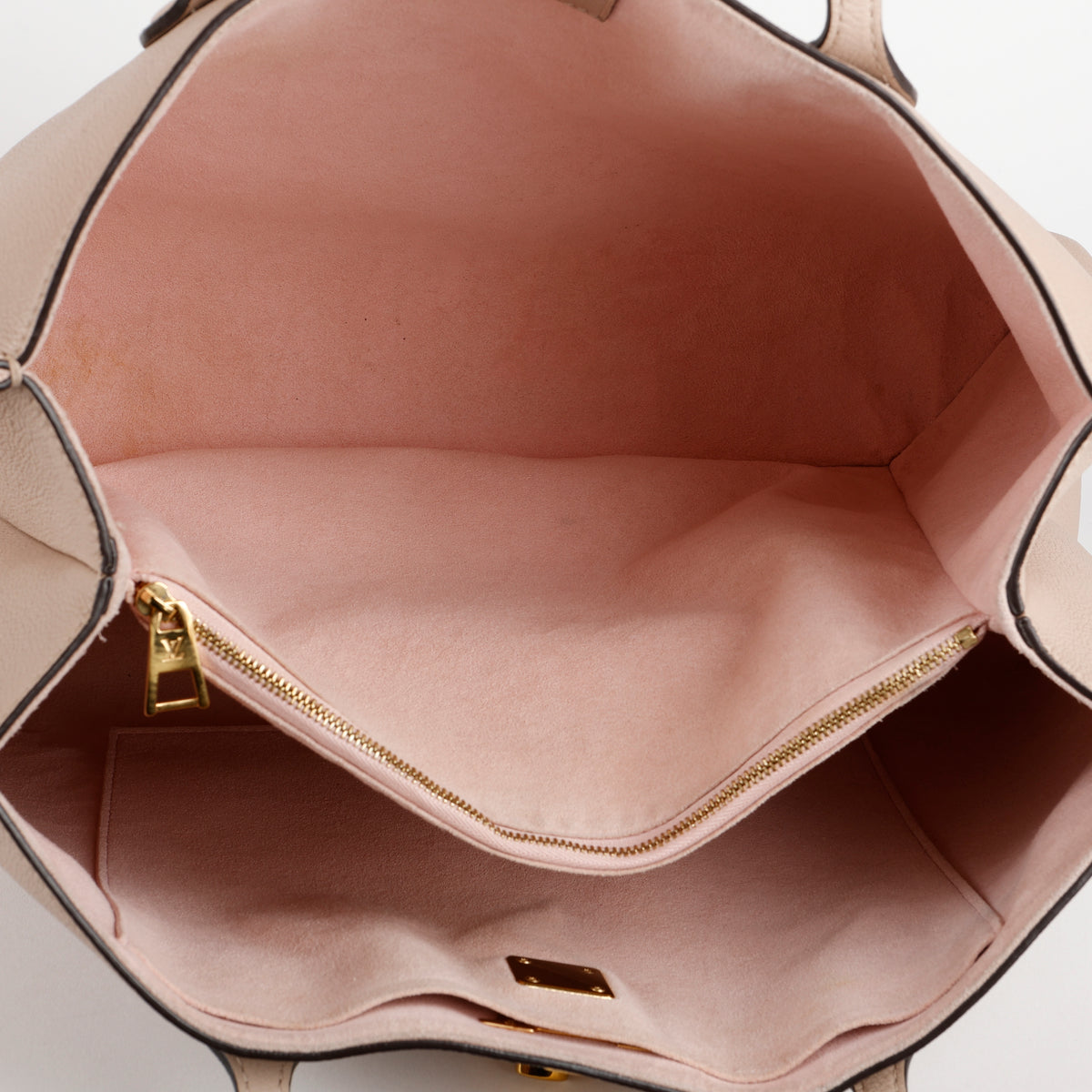 LockMe Shopper, Greige Grained Calfskin