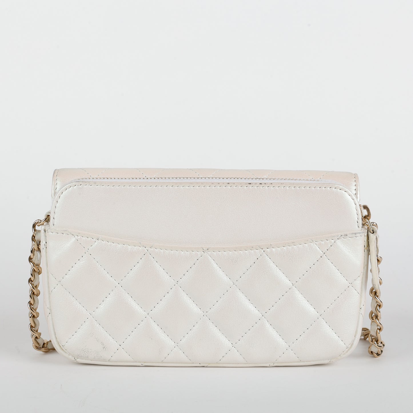 Multi Compartment Wallet on Chain, Silver Iridescent