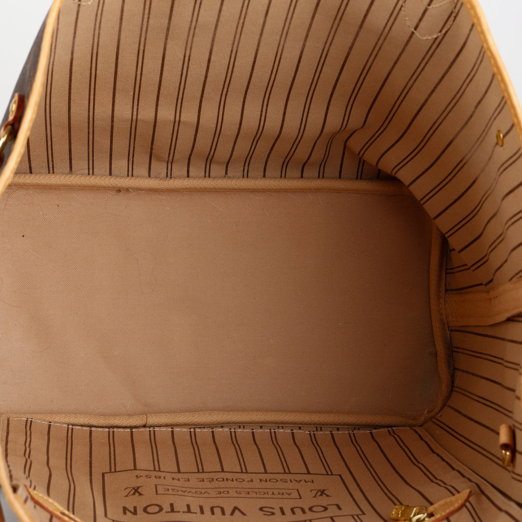 Neverfull MM, Monogram (W/ WRISTLET)