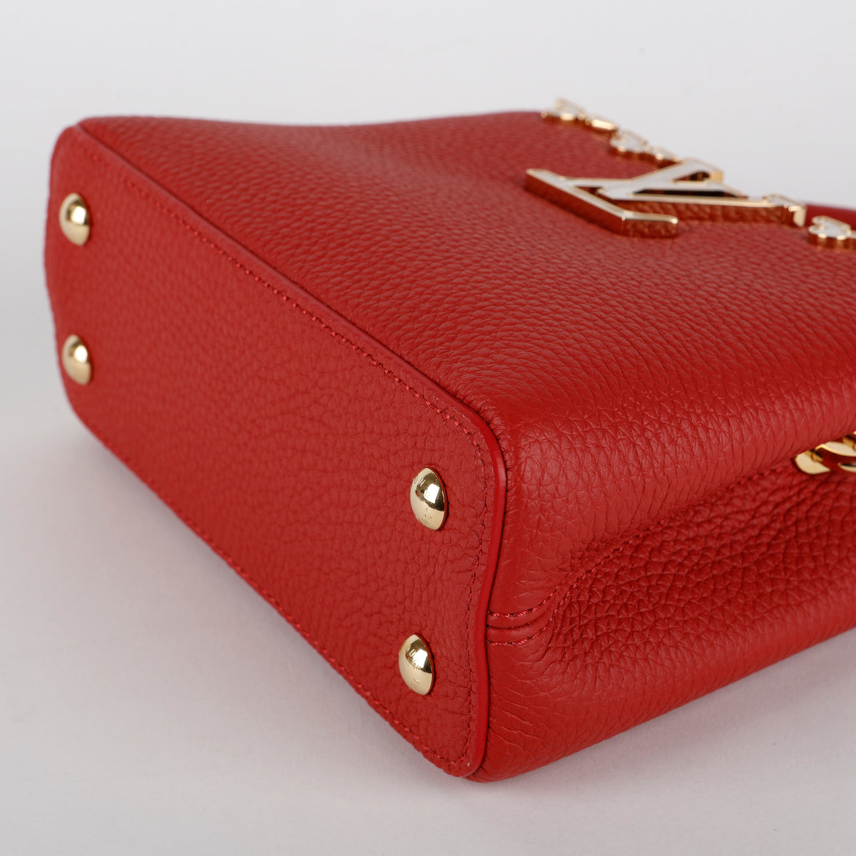 Mini Capucines, Red Mother of Pearl 702