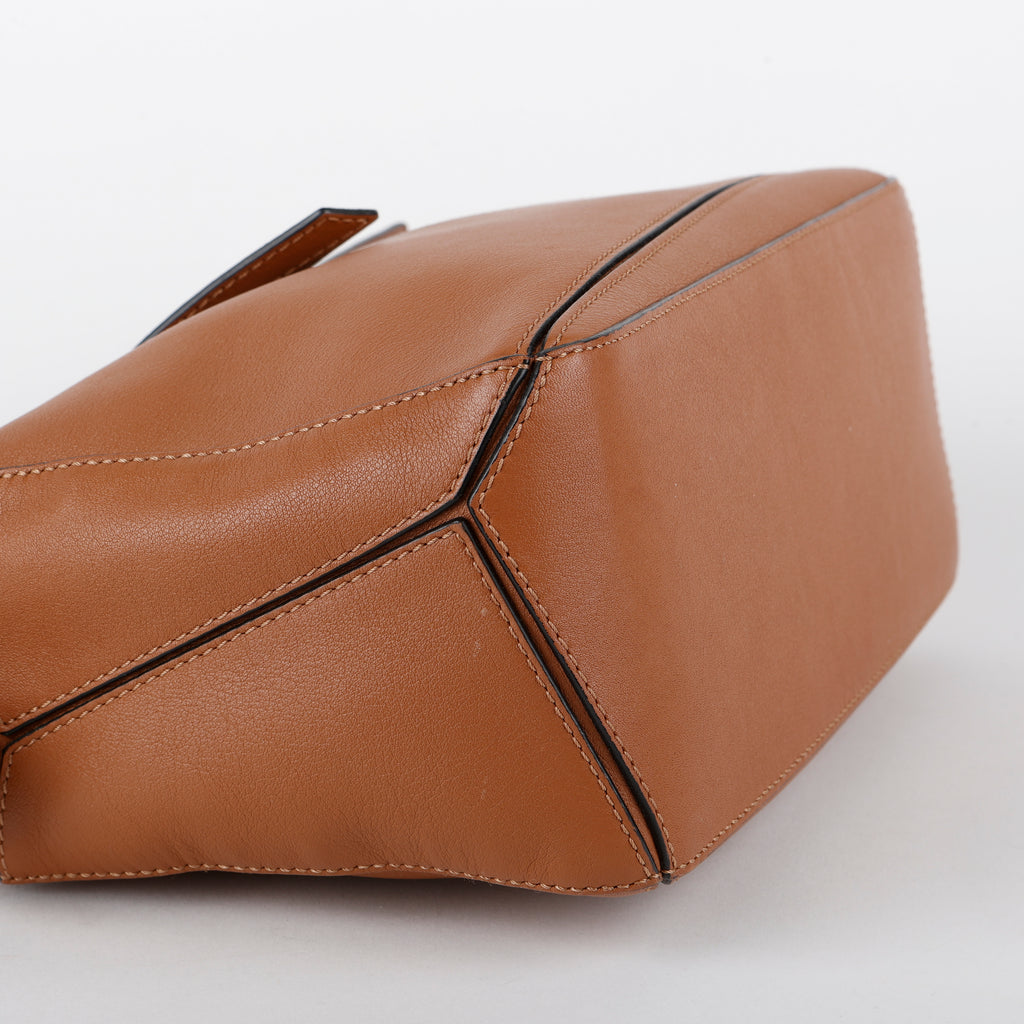Medium Puzzle, Tan Calfskin