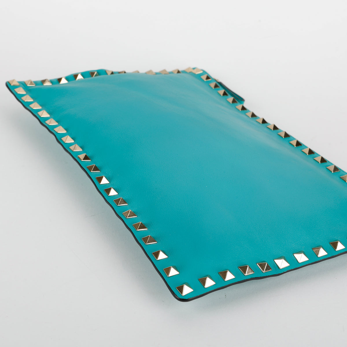 Medium Rockstud Zip Clutch, Turquoise Calfskin 640