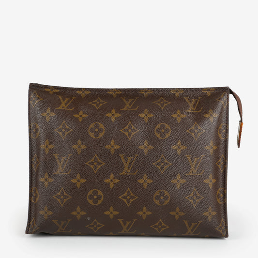 Toiletry 26, Monogram