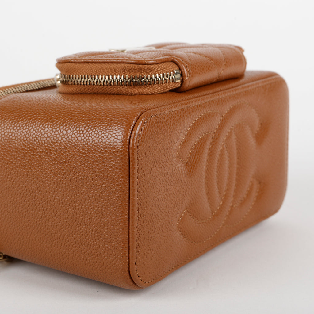 Top Handle Pocket Vanity Case, Caramel Caviar
