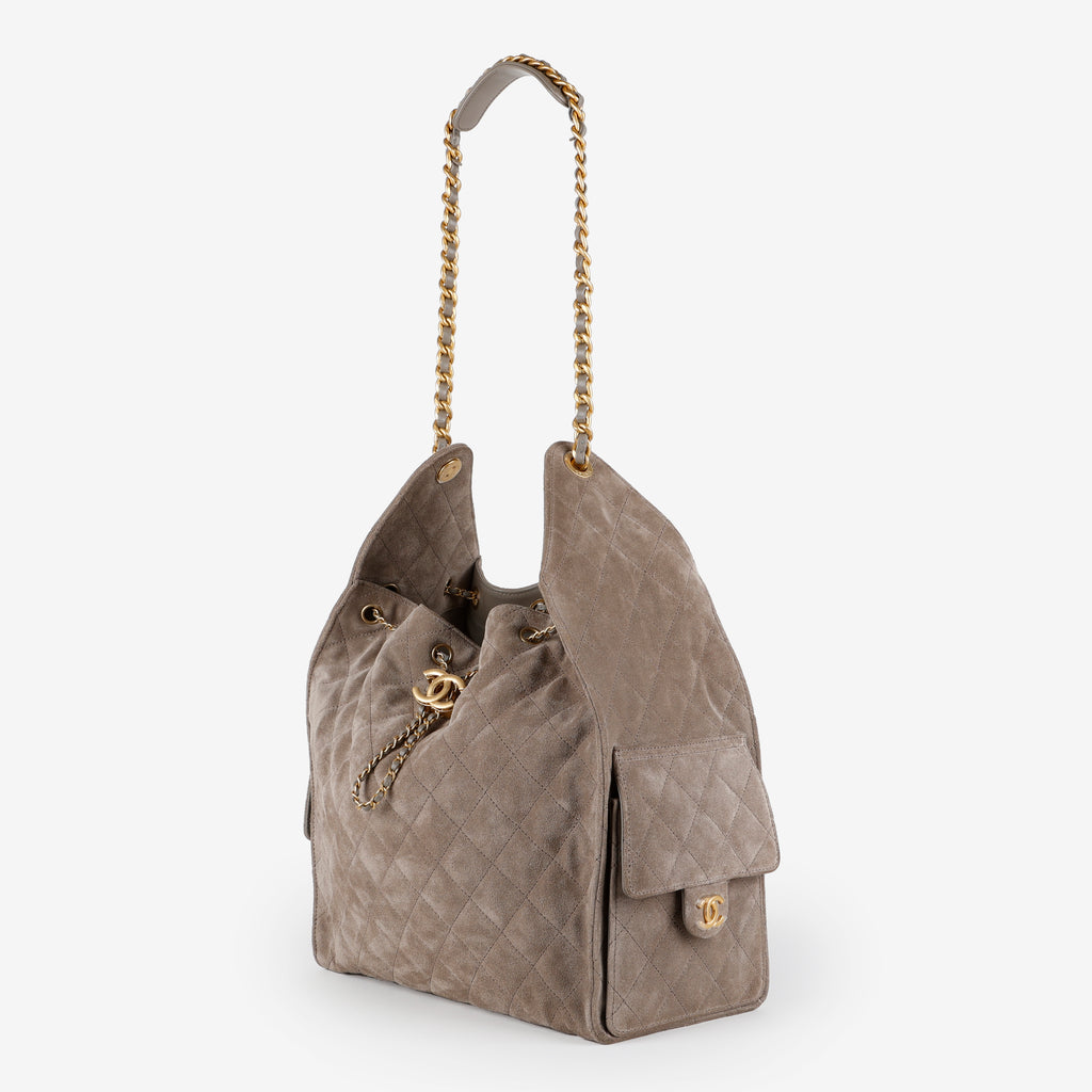 Medium 25 Hobo, Grey Suede