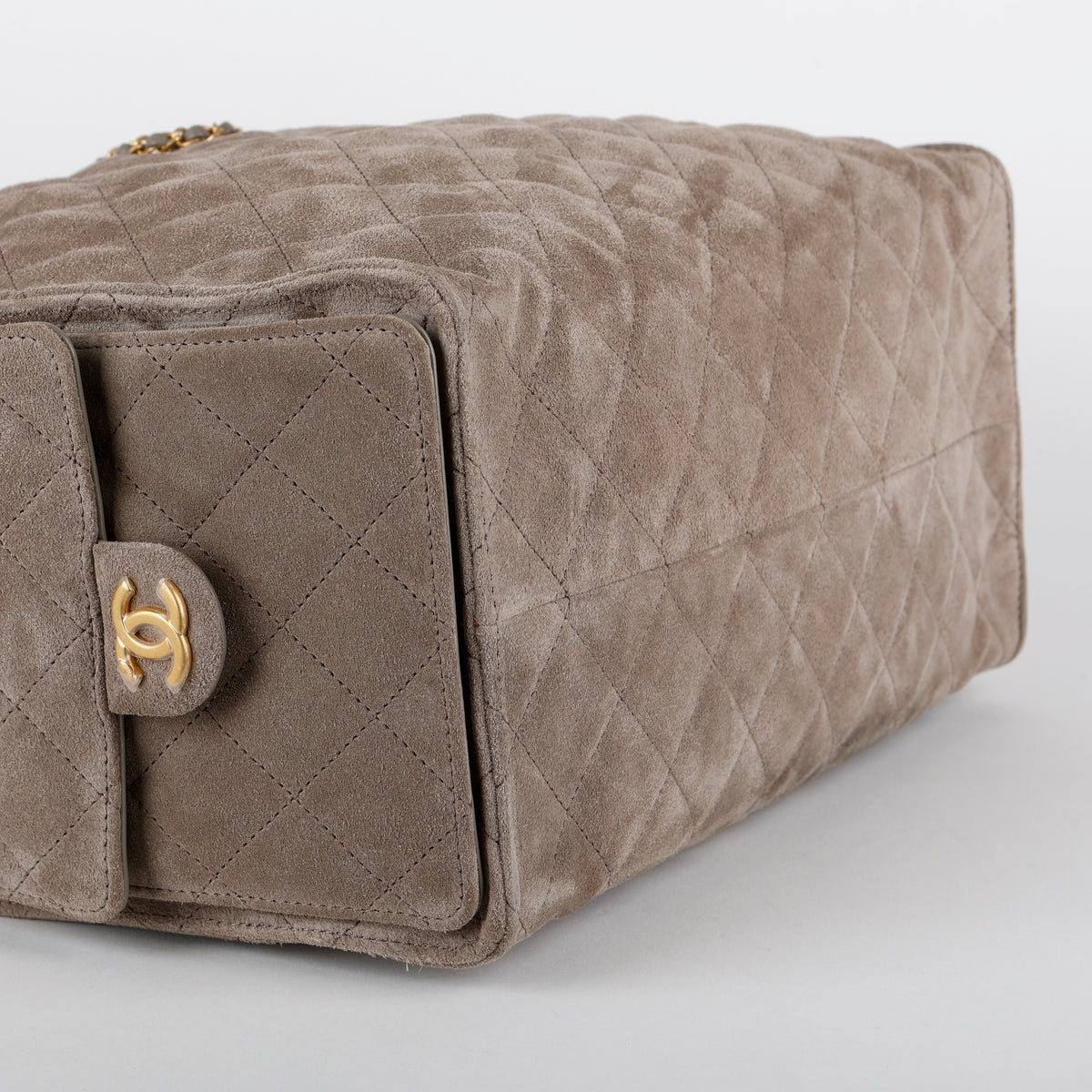 Medium 25 Hobo, Grey Suede