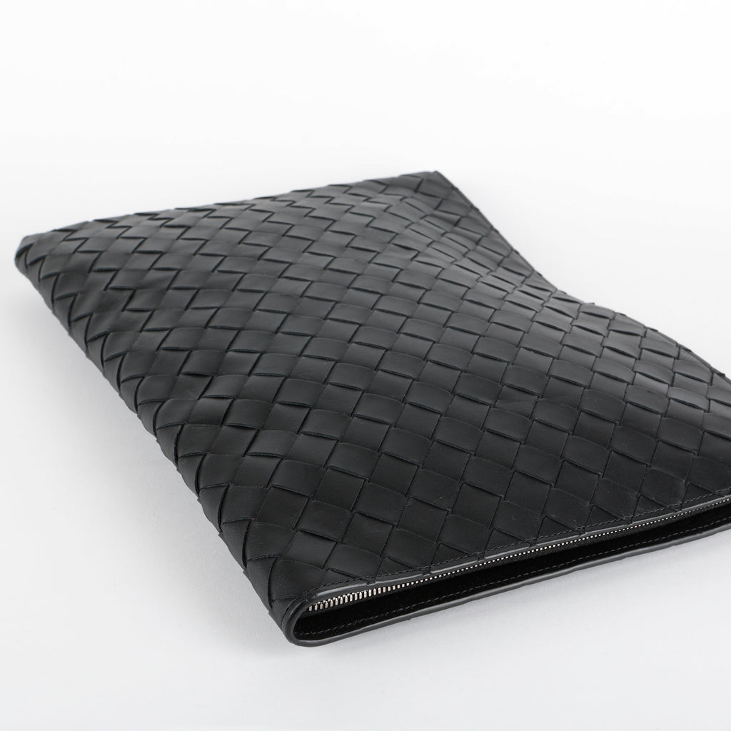 Large Nappa Intrecciato Zip Pouch, Black/Blue
