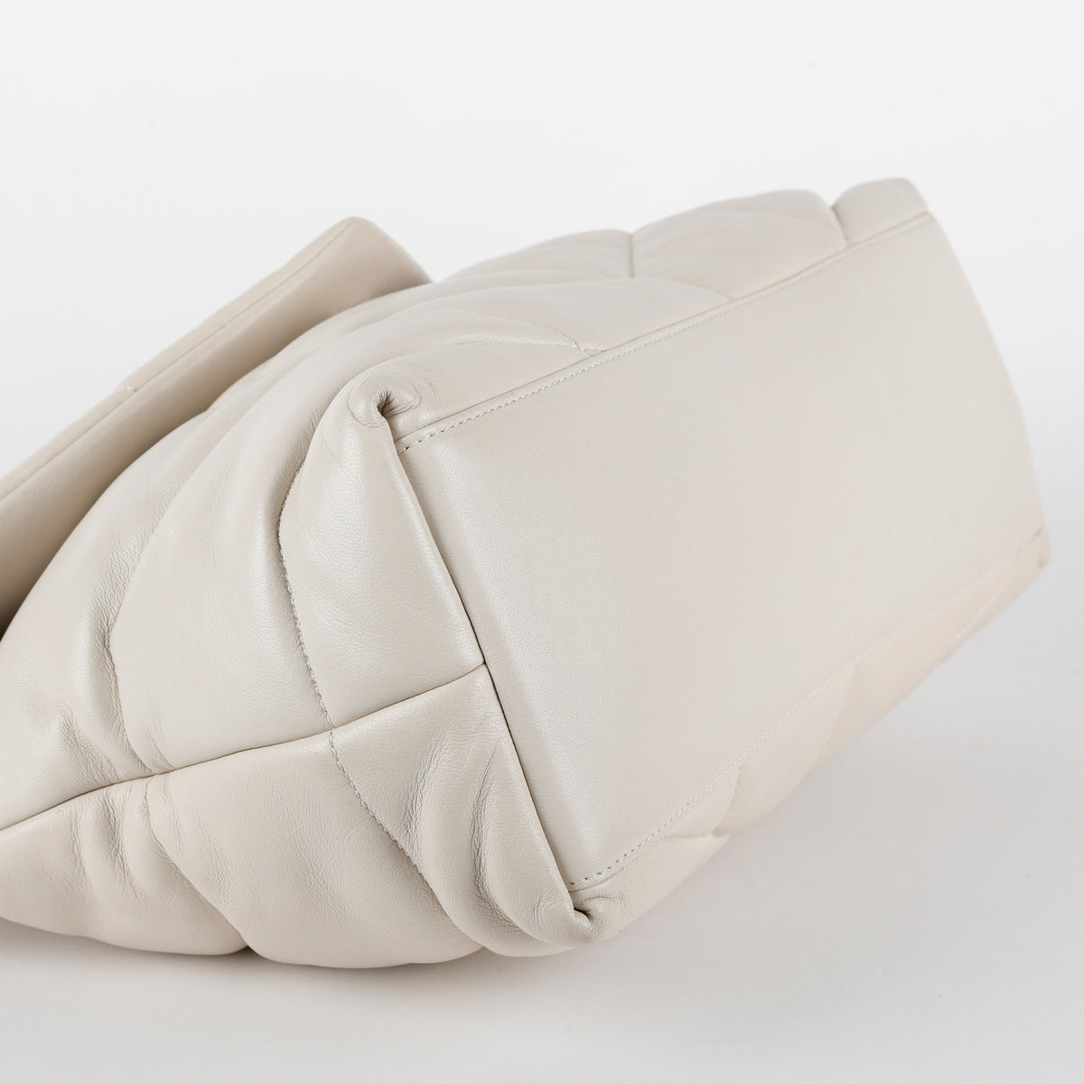 Medium Lou Puffer, White SHW