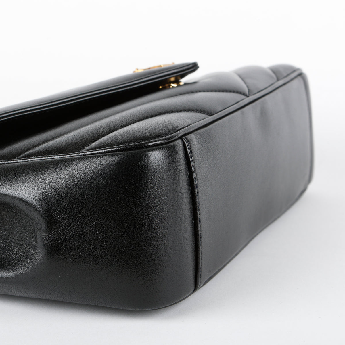 Medium LouLou (NM) Black Lambskin GHW