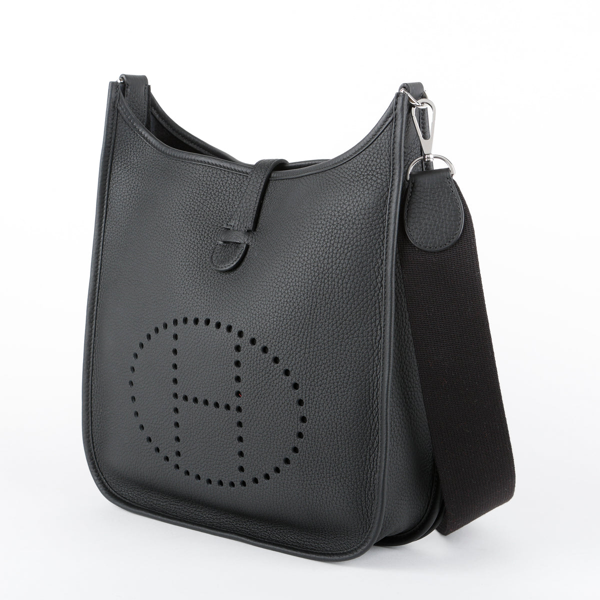 Evelyne 29 PM, Black Clemence, PHW (2025)