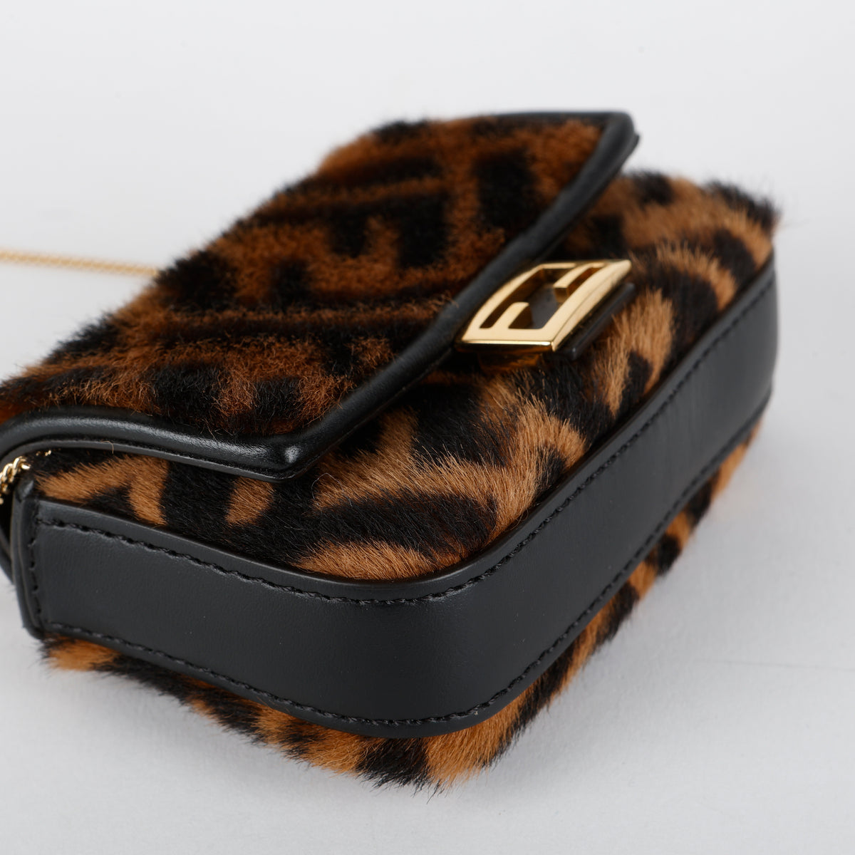 Nano Baguette, Leopard