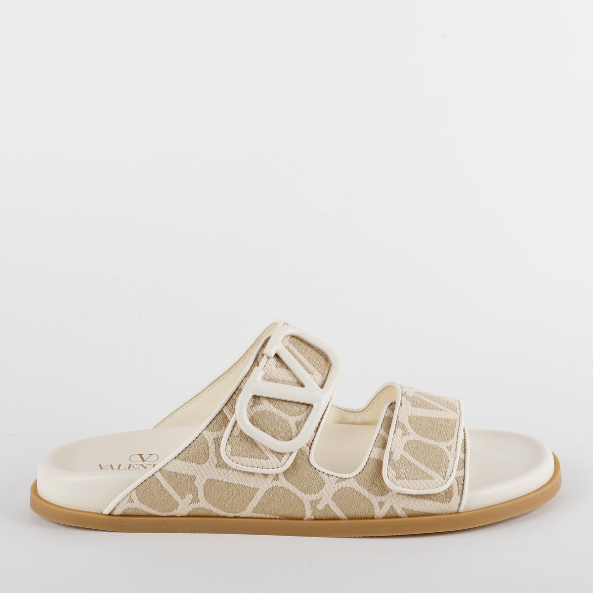 VLogo Signatue Raffia Slides, Cream/Beige (size 41)