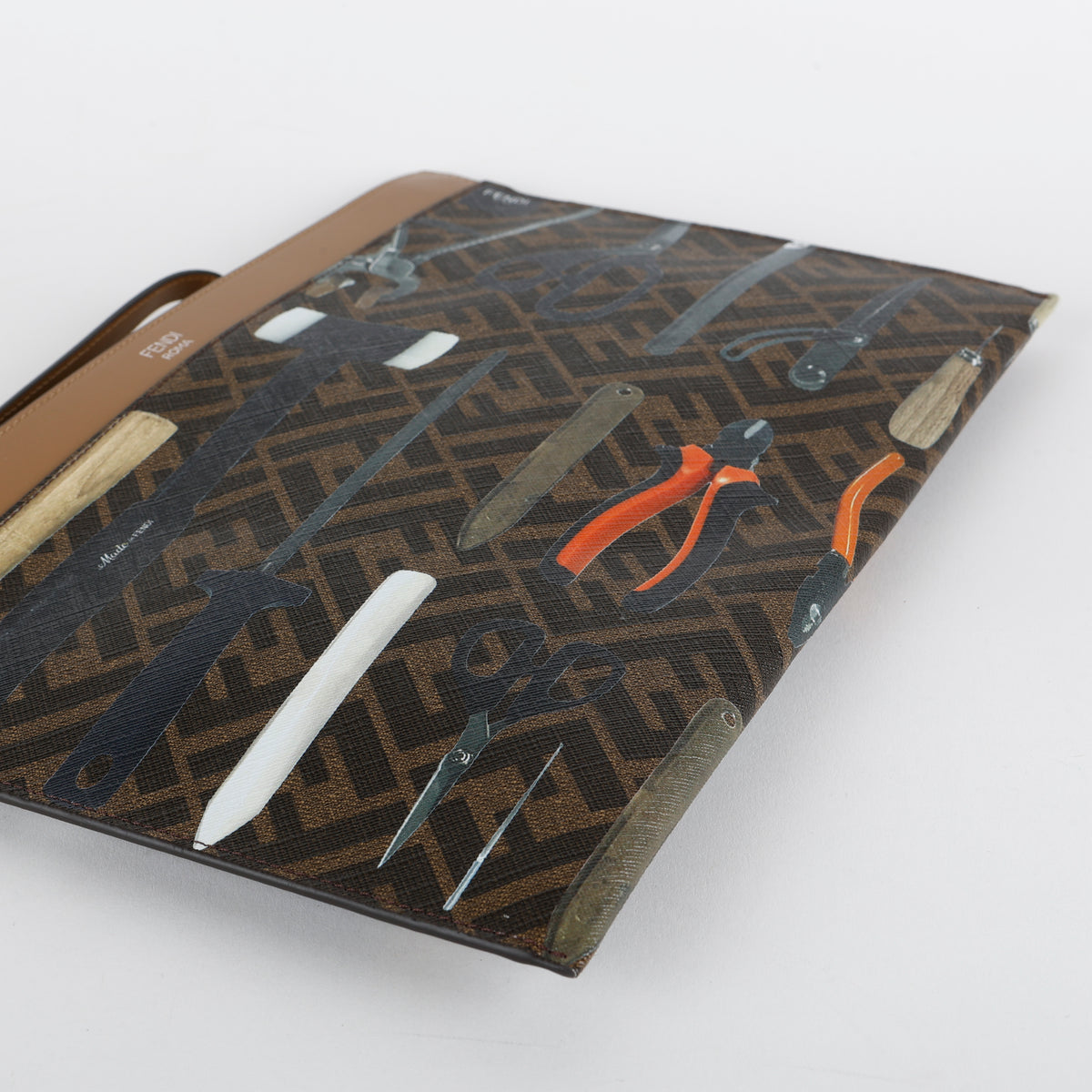 FF Medium Flat Pouch, Tools
