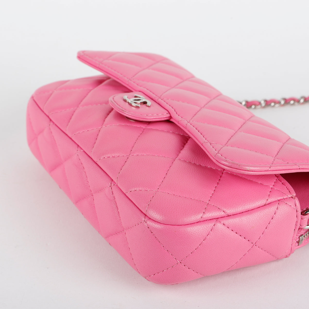 Classic Flap Wallet on Chain, Pink Lambskin