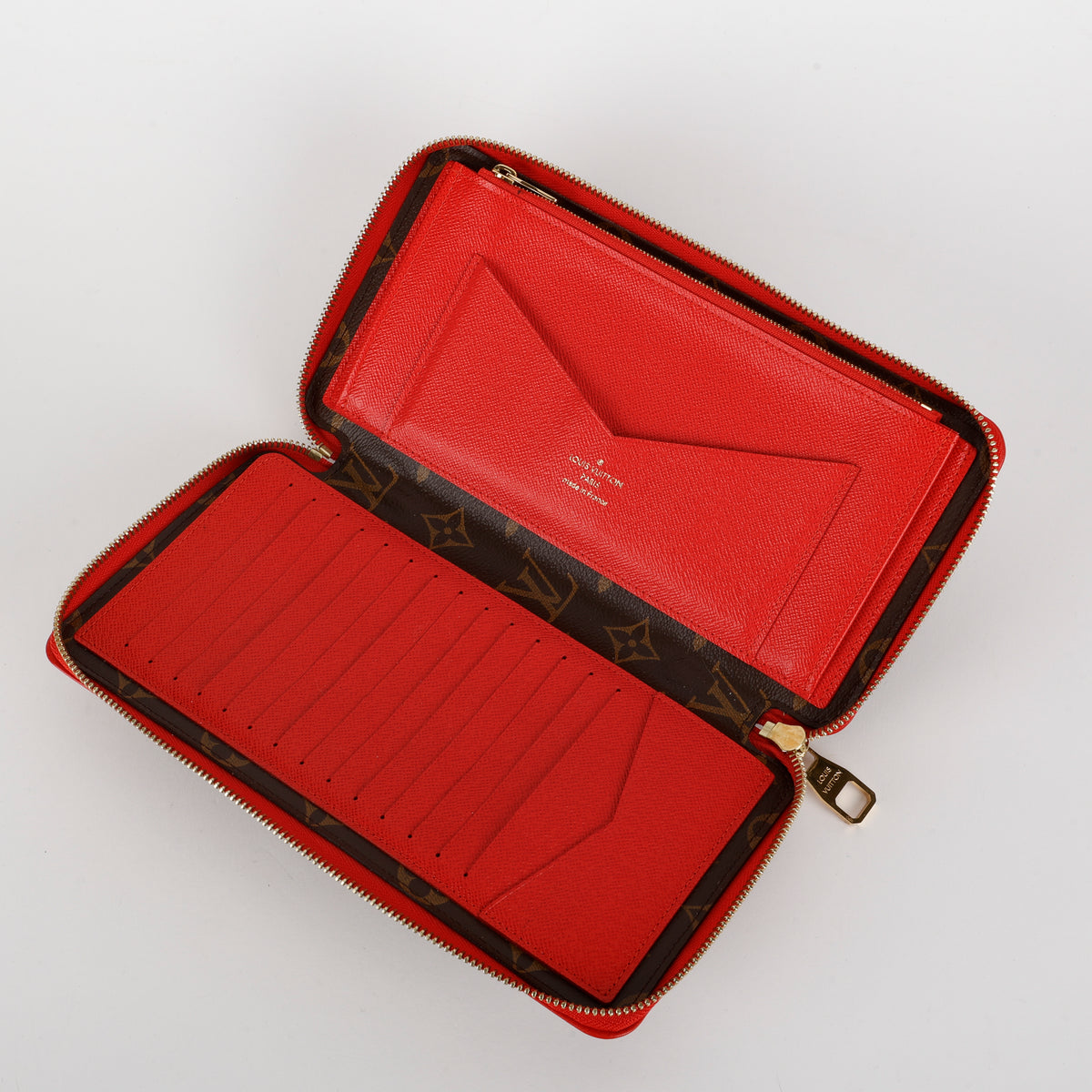Retiro Daily Organizer, Monogram Red