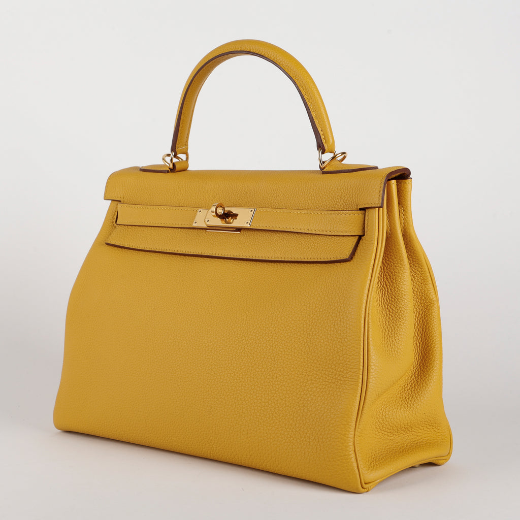 Kelly 32, Jaune Ambre Clemence Gold Hardware (C Stamp 2018)