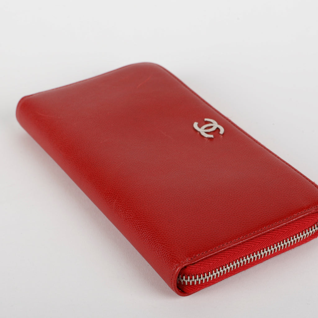 CC Zip Around, Red Caviar