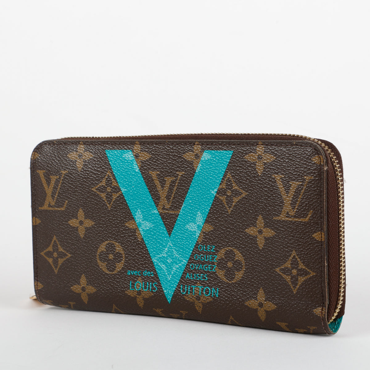 V Zippy Wallet, Monogram Turquoise
