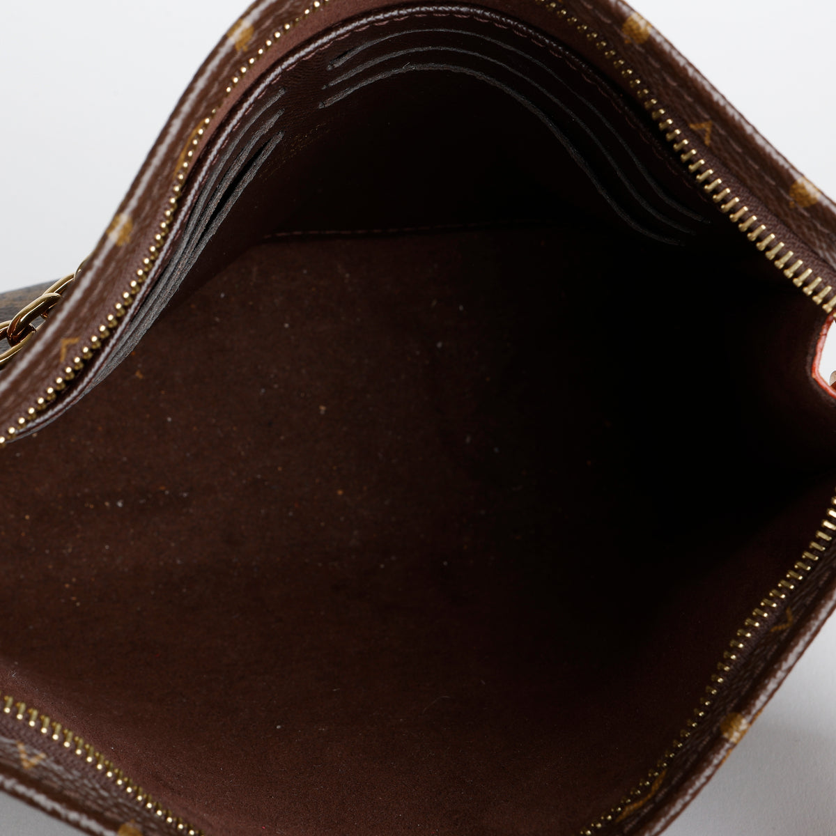 Toiletry Pouch on Chain, Monogram