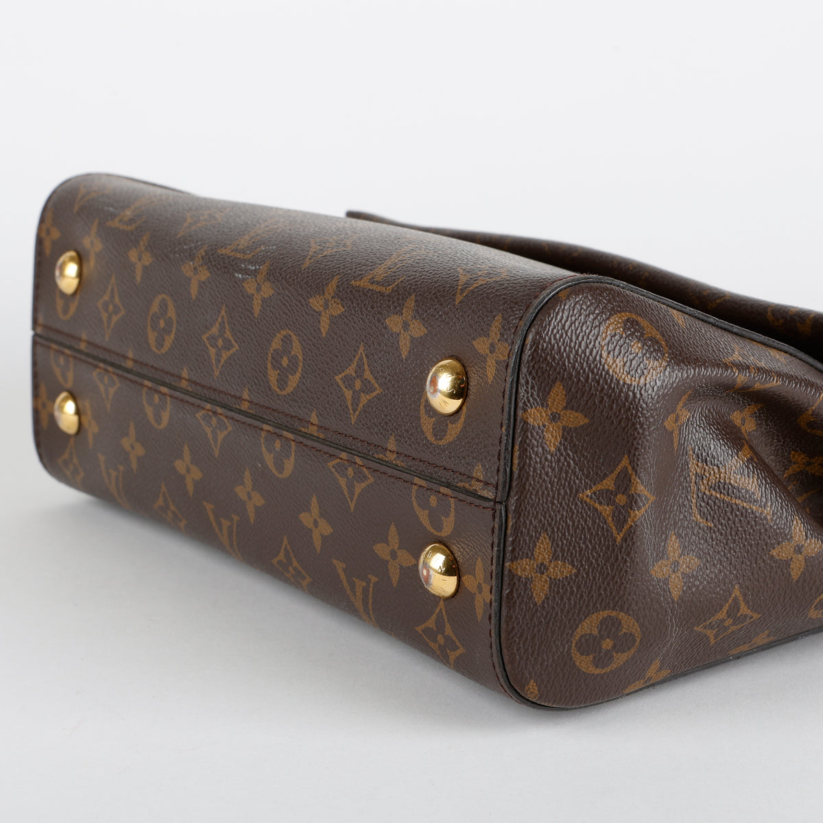 Cluny MM, Monogram