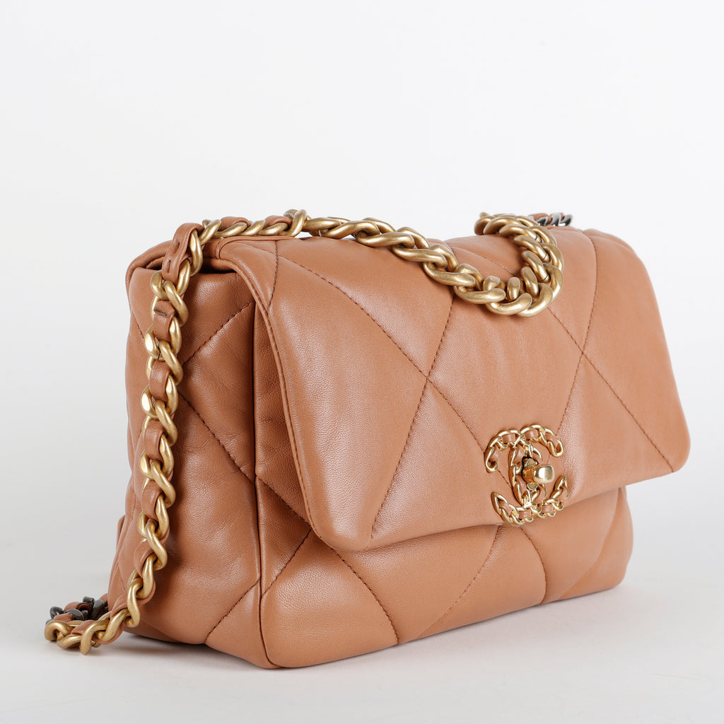 Small 19, Caramel Lambskin