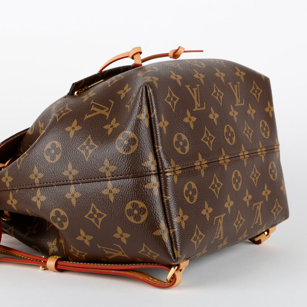 Montsouris PM, Monogram