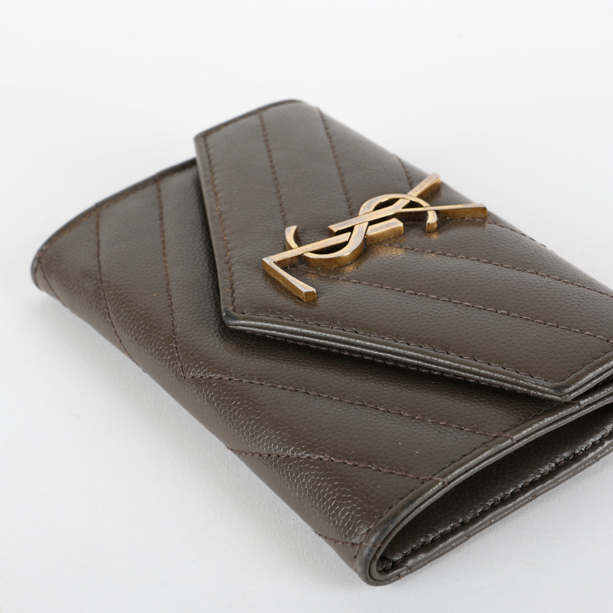 Small Envelope Wallet, Grey Pebble Grain de Poudre