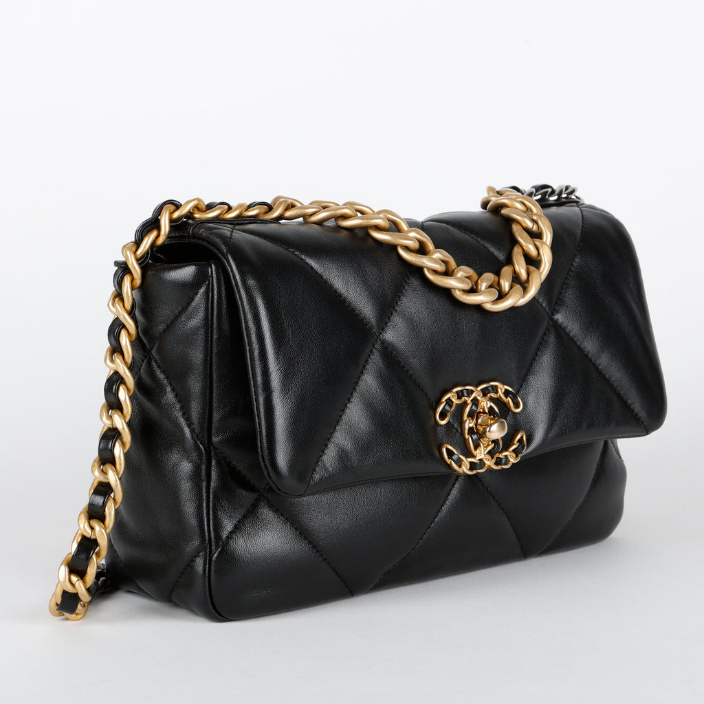 Small 19, Black Lambskin