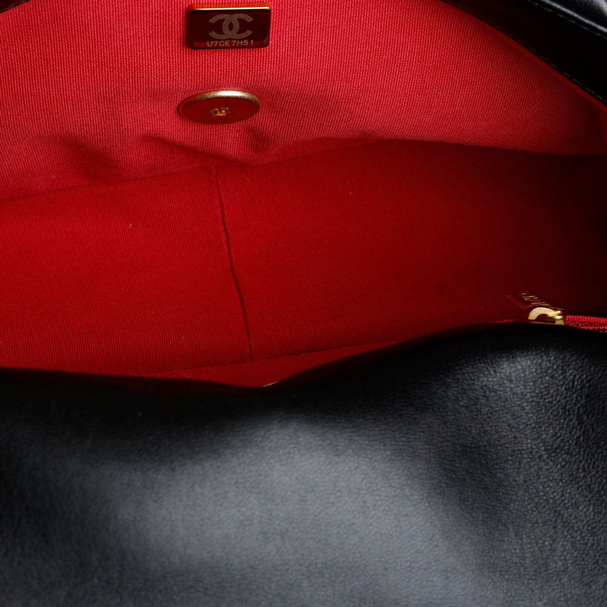 Small 19, Black Lambskin