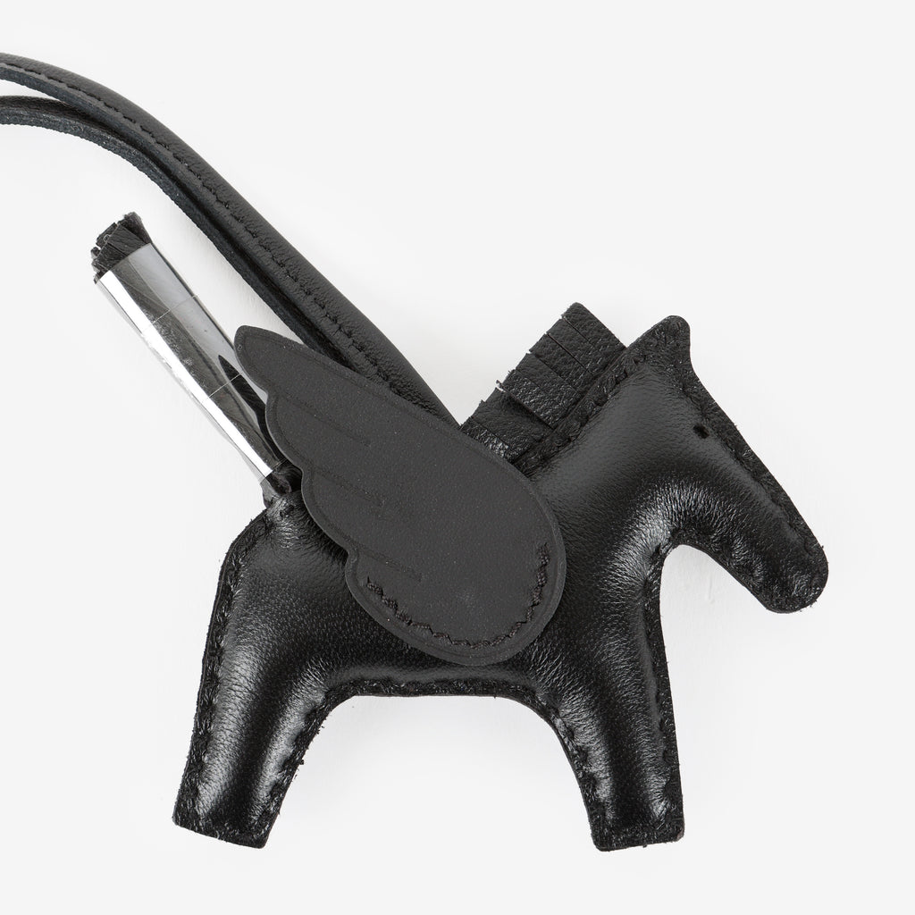 Rodeo Pegase PM, Noir