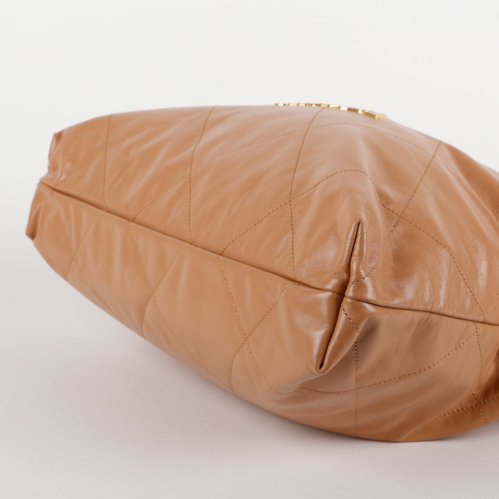 Medium 22, Caramel Quilted Lambksin