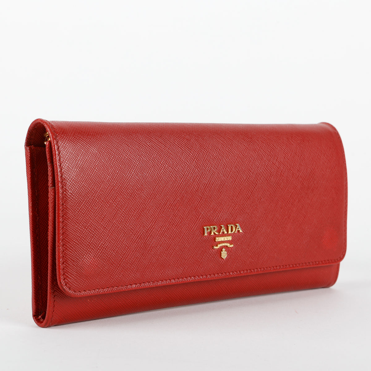 Wallet on Chain, Red Saffiano