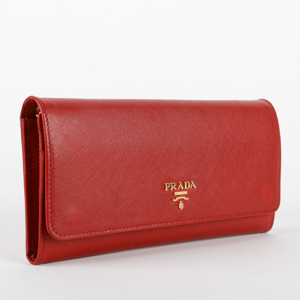 Wallet on Chain, Red Saffiano