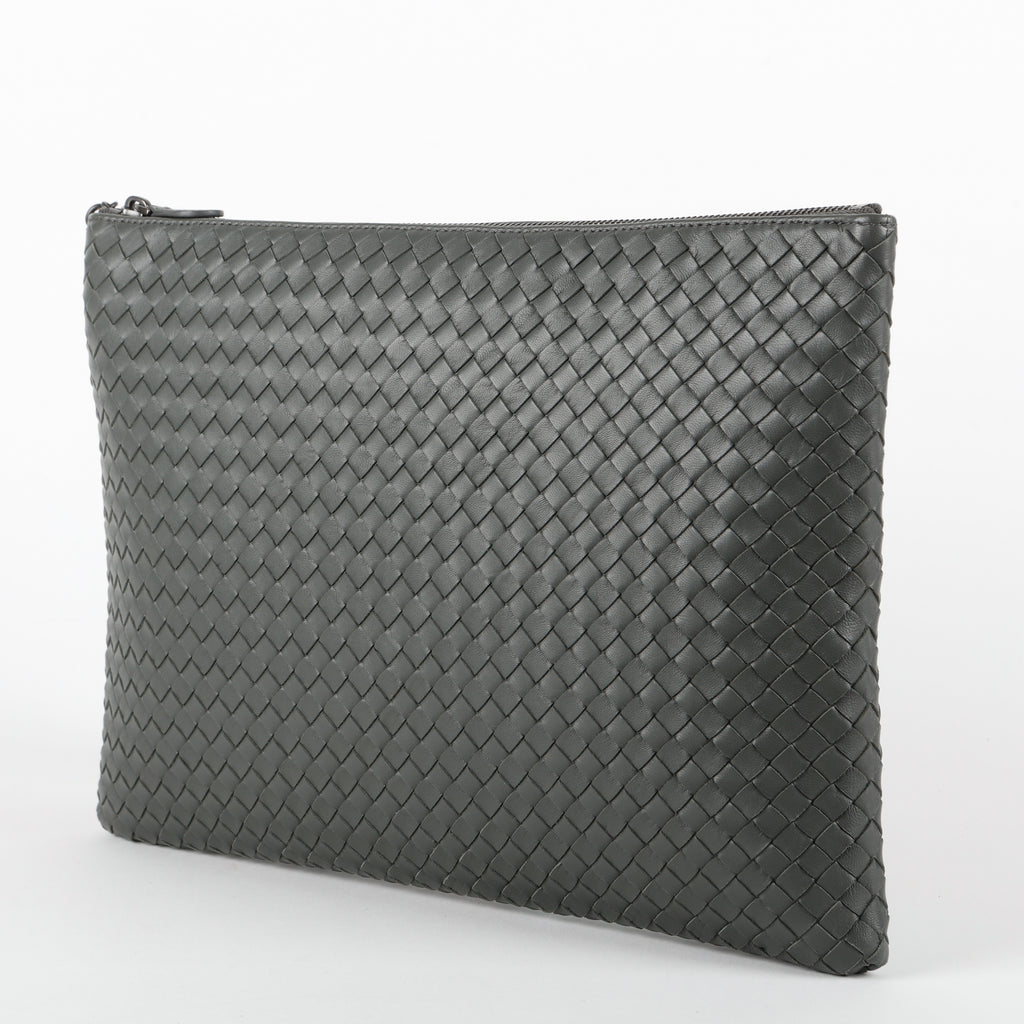 Large Intrecciato Zipped Wristlet, Grey