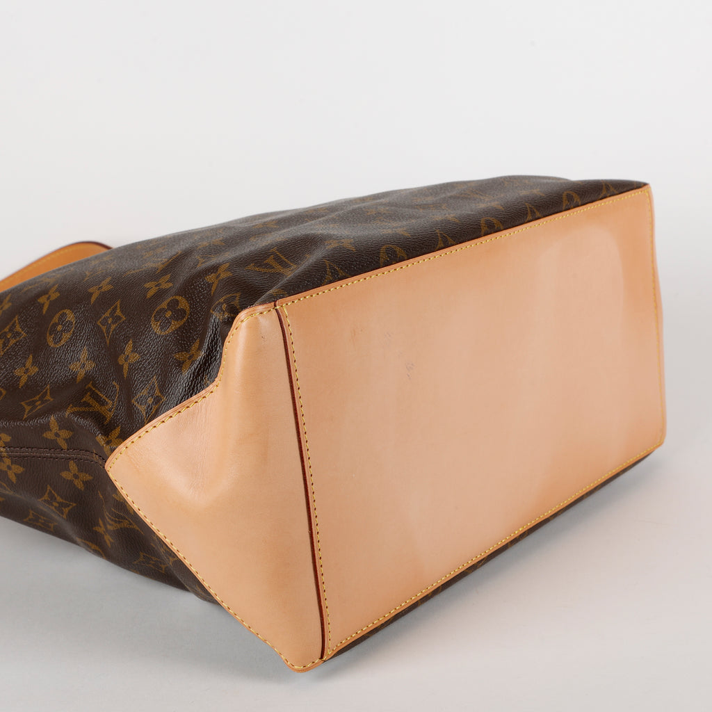 Cabas Mezzo, Monogram