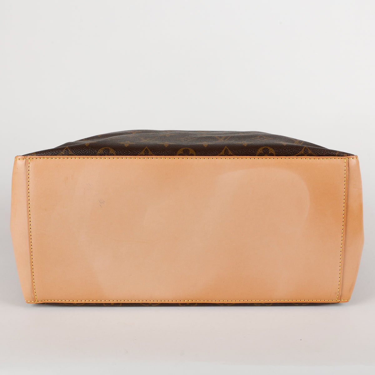 Cabas Mezzo, Monogram