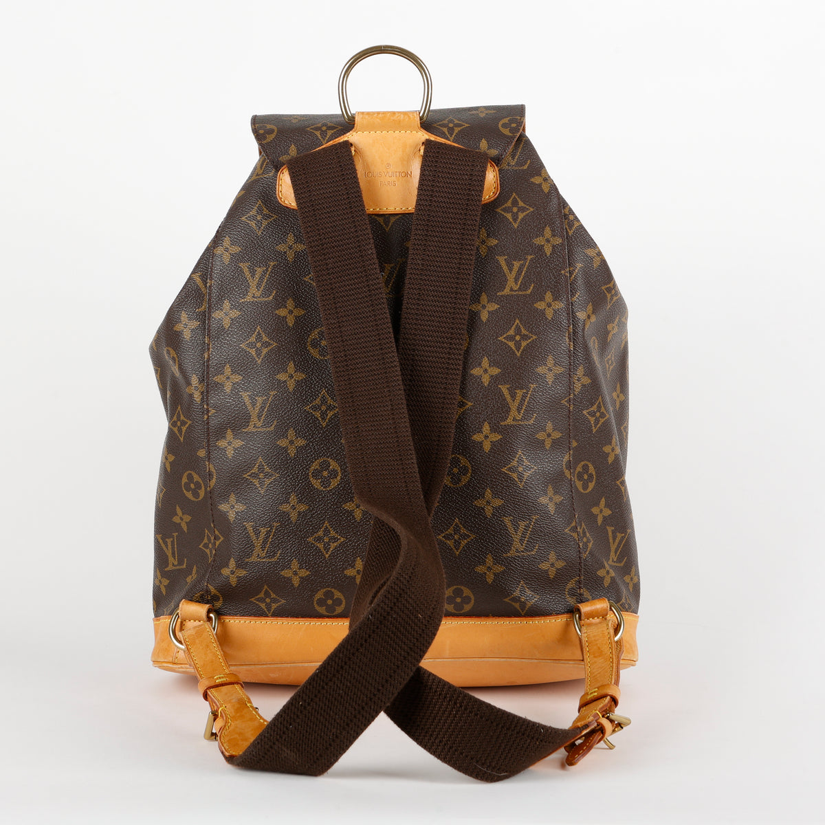 Montsouris GM, Monogram