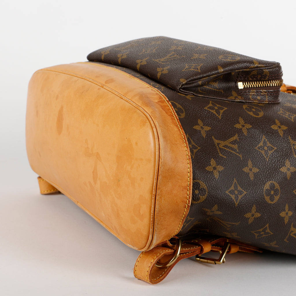 Montsouris GM, Monogram