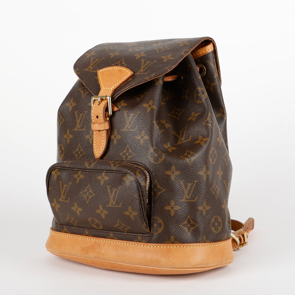 Montsouris PM, Monogram