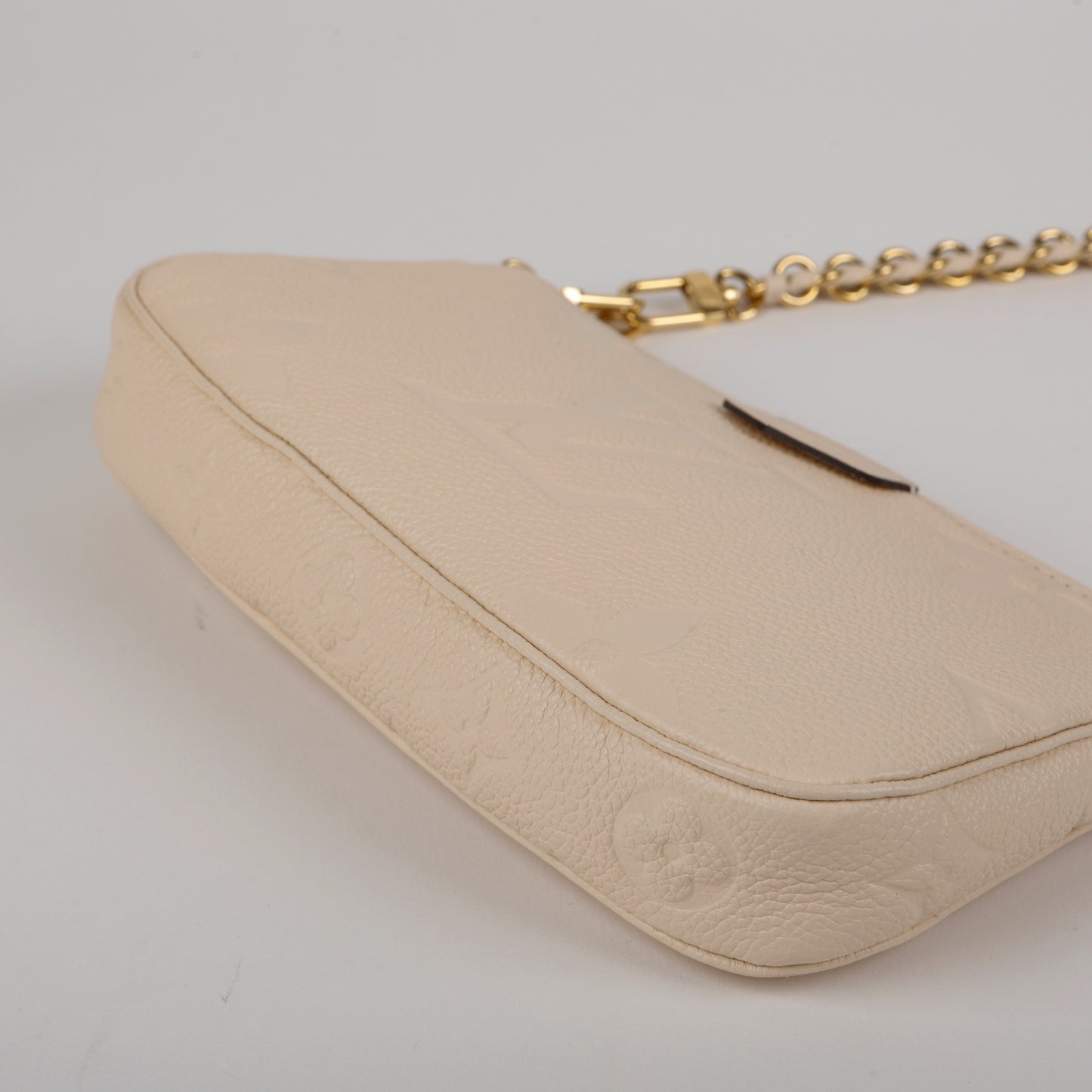 Multi Pochette Accessories, Cream Empreinte