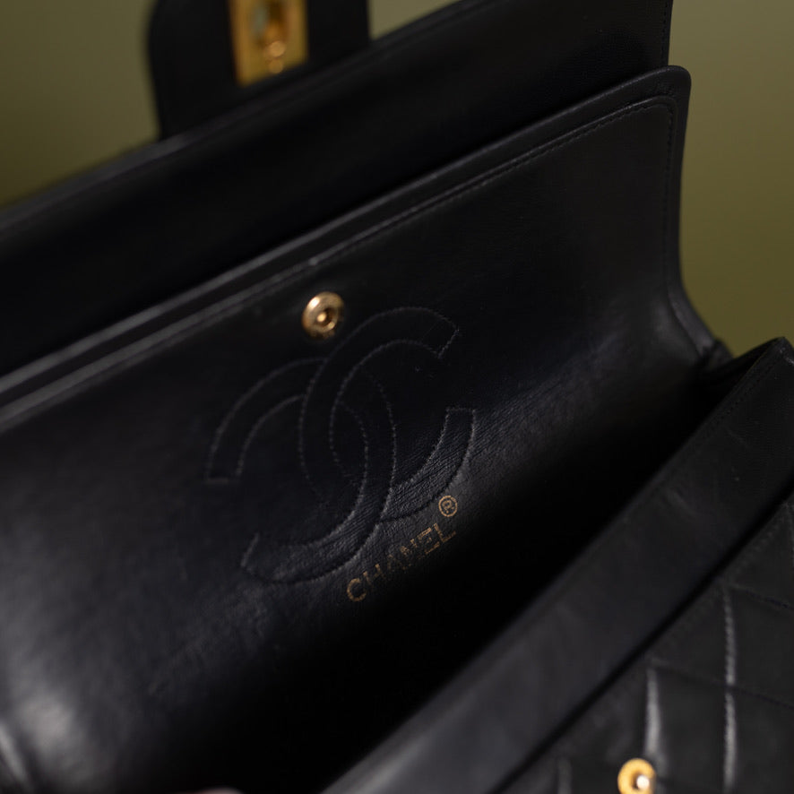 Vintage Medium Double Flap, Navy Lambskin 9192