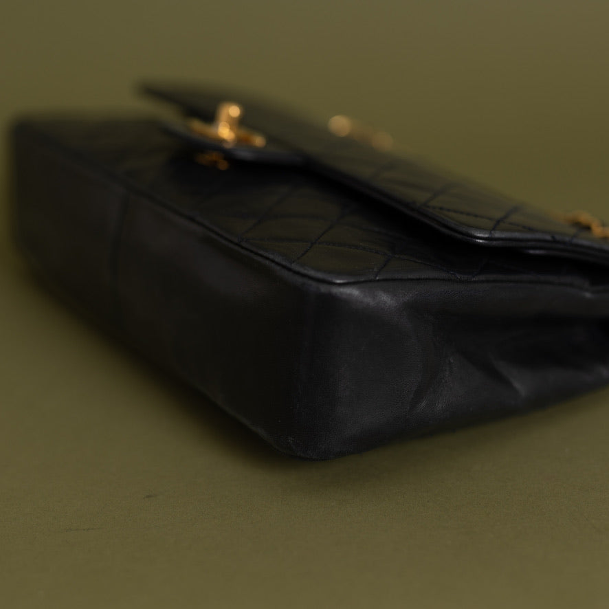 Vintage Medium Double Flap, Navy Lambskin 9192