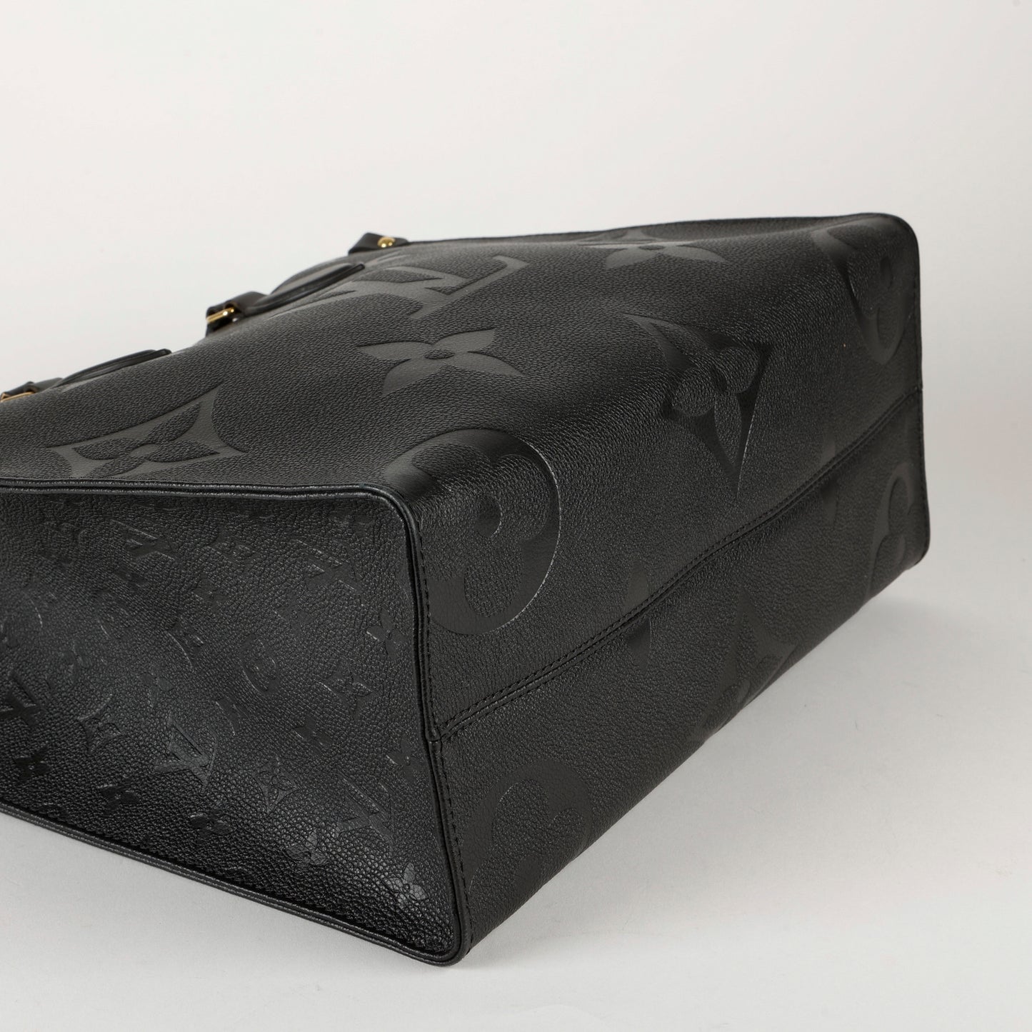 OnTheGo MM, Black Empreinte 1090