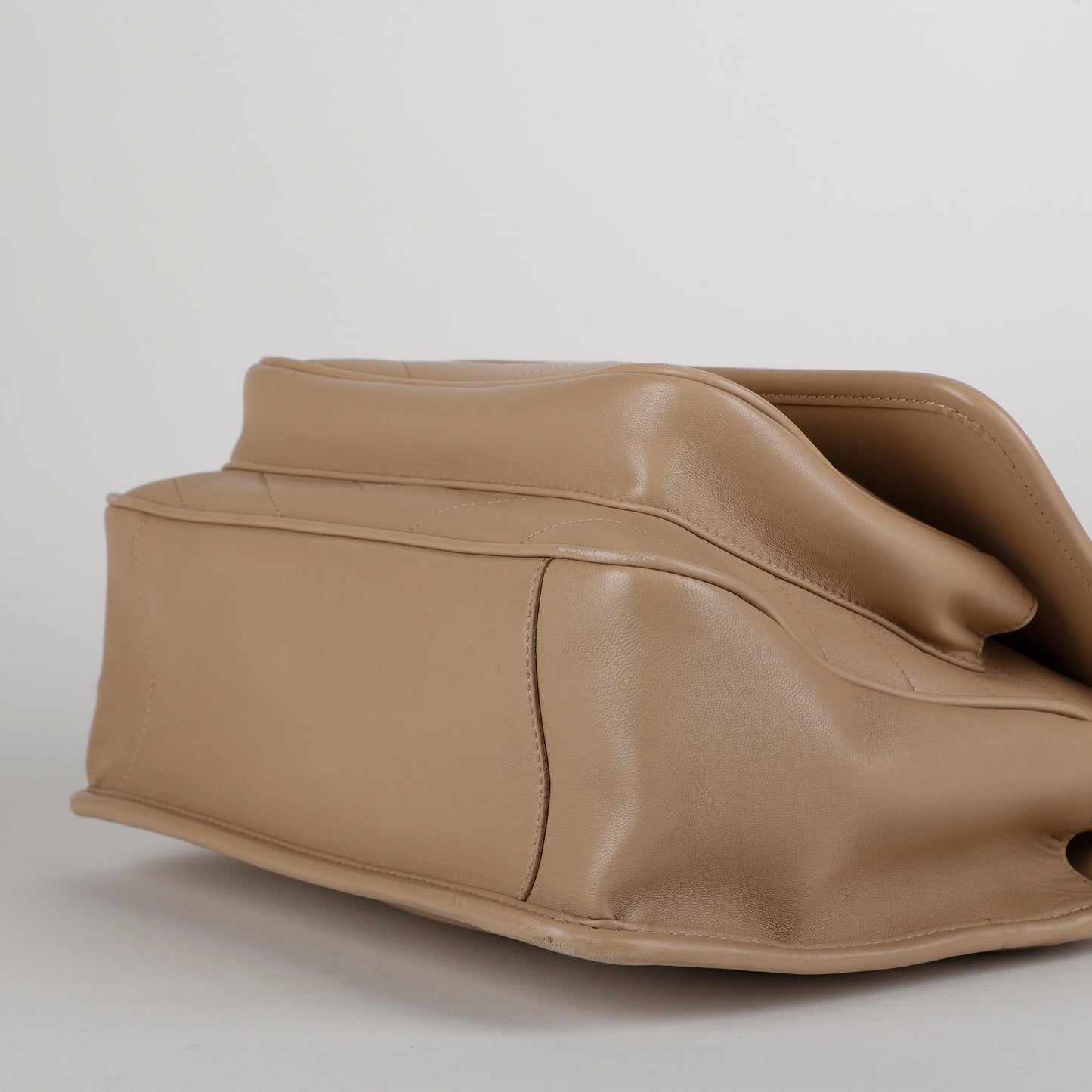 Medium Niki Beige Calfskin 11518