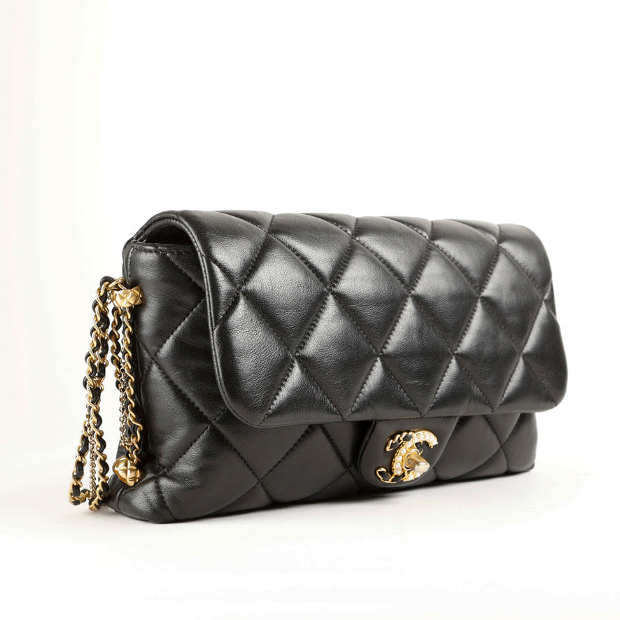 Lambskin Quilted Crush On Chains Flap Bag Black